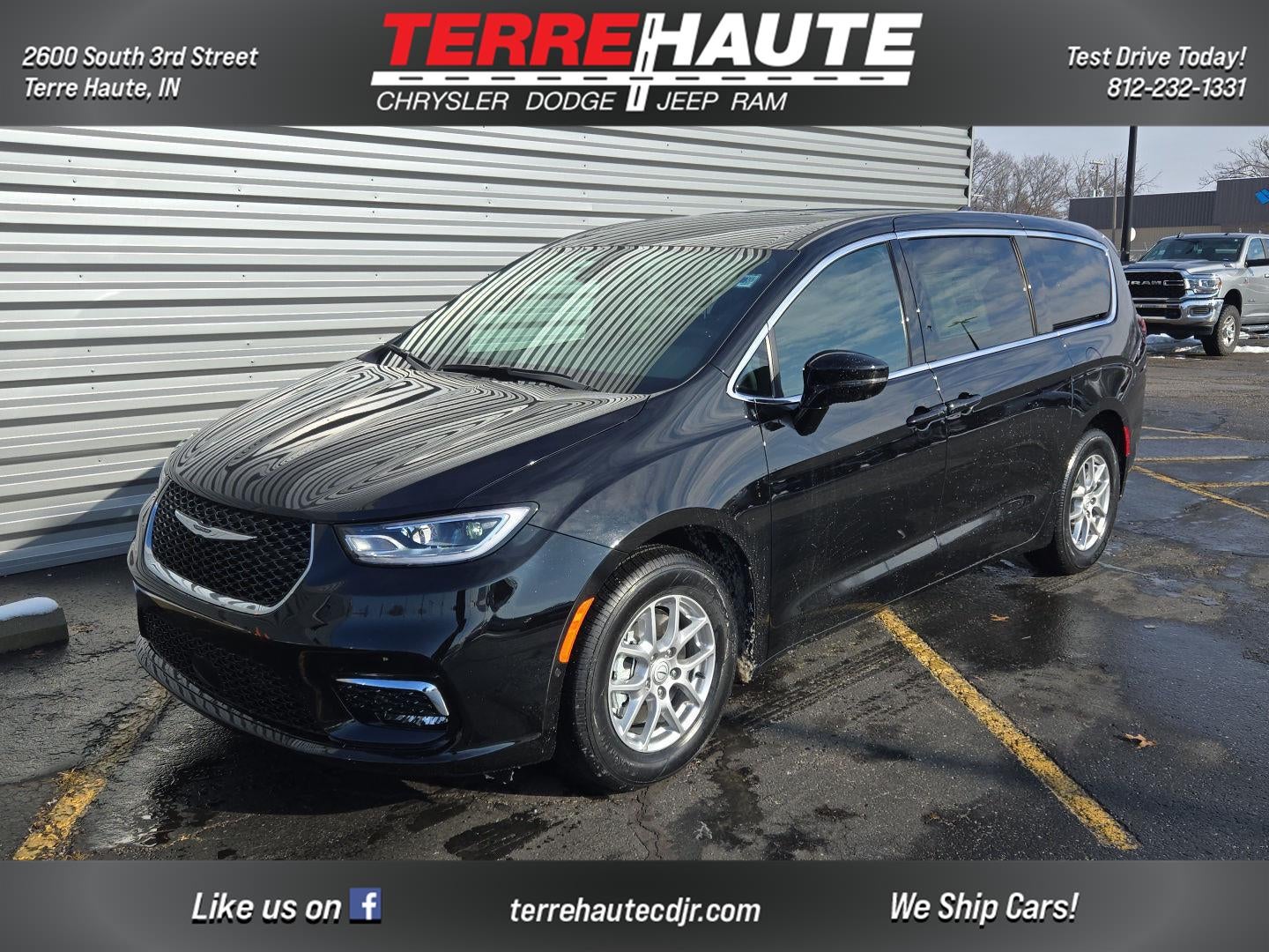 2026 Chrysler Pacifica Select