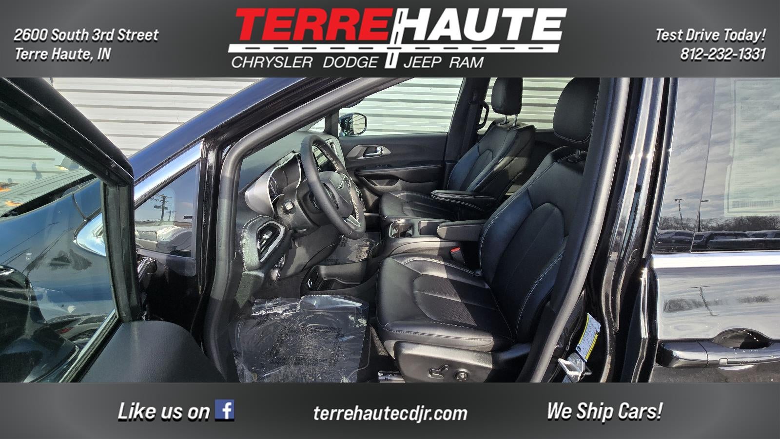 2026 Chrysler Pacifica Select