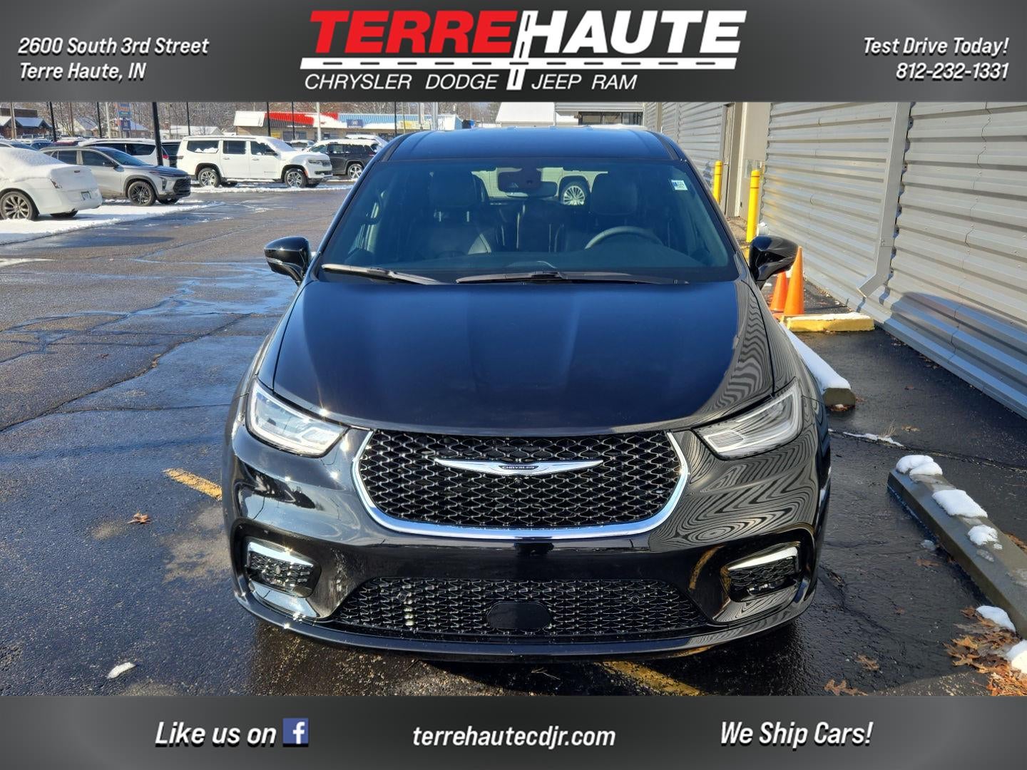 2026 Chrysler Pacifica Select