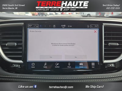 2026 Chrysler Pacifica Select