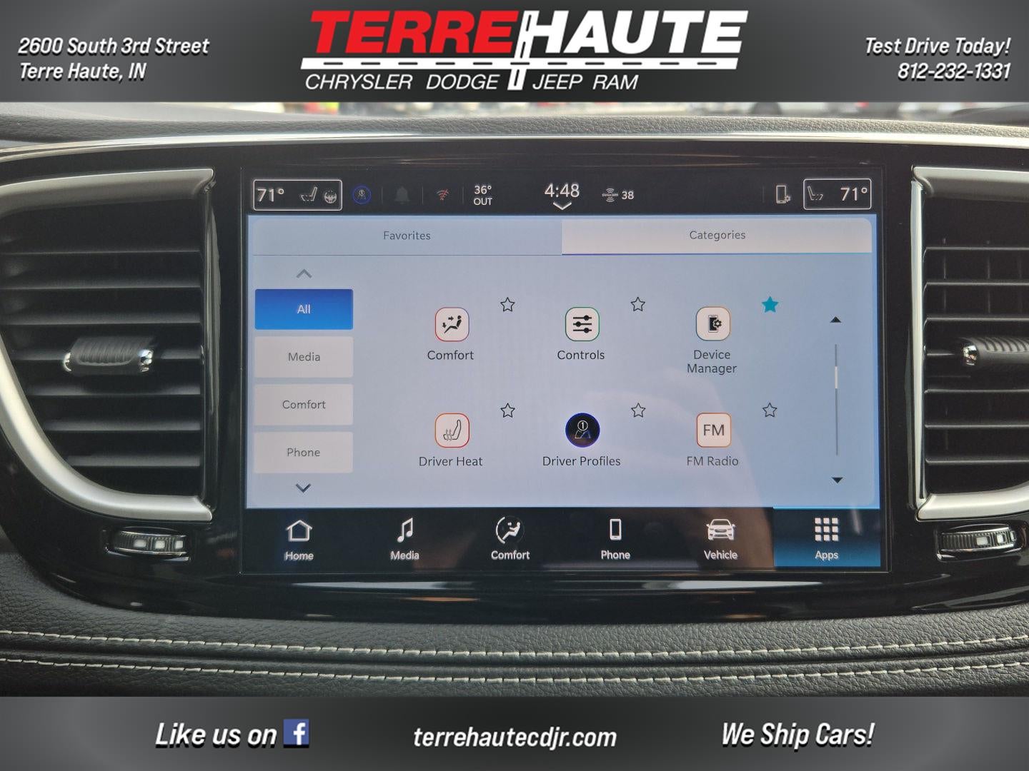 2026 Chrysler Pacifica Select