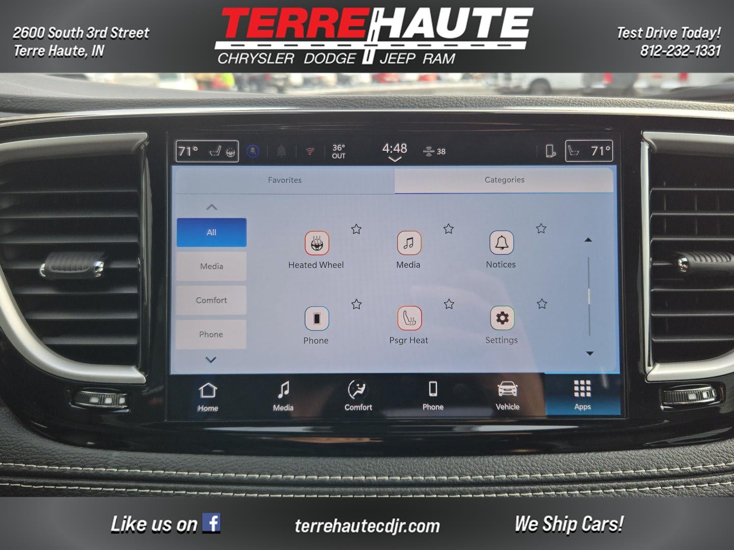 2026 Chrysler Pacifica Select