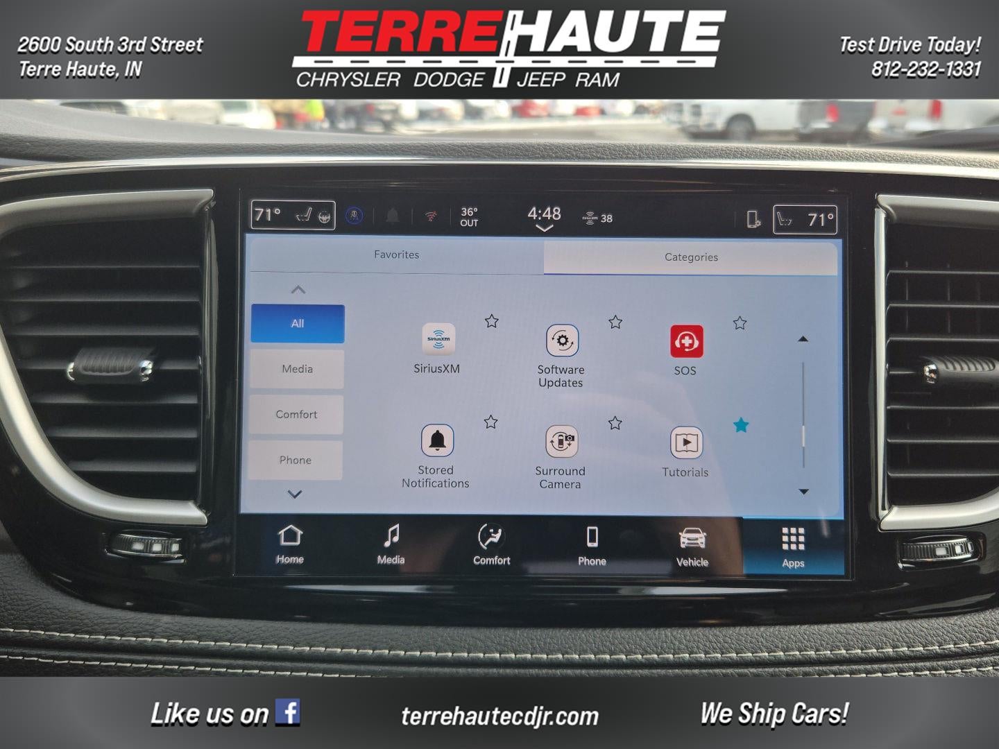 2026 Chrysler Pacifica Select