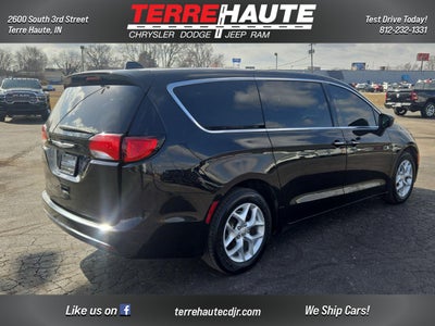 2017 Chrysler Pacifica Touring Plus