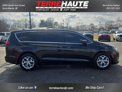 2017 Chrysler Pacifica Touring Plus