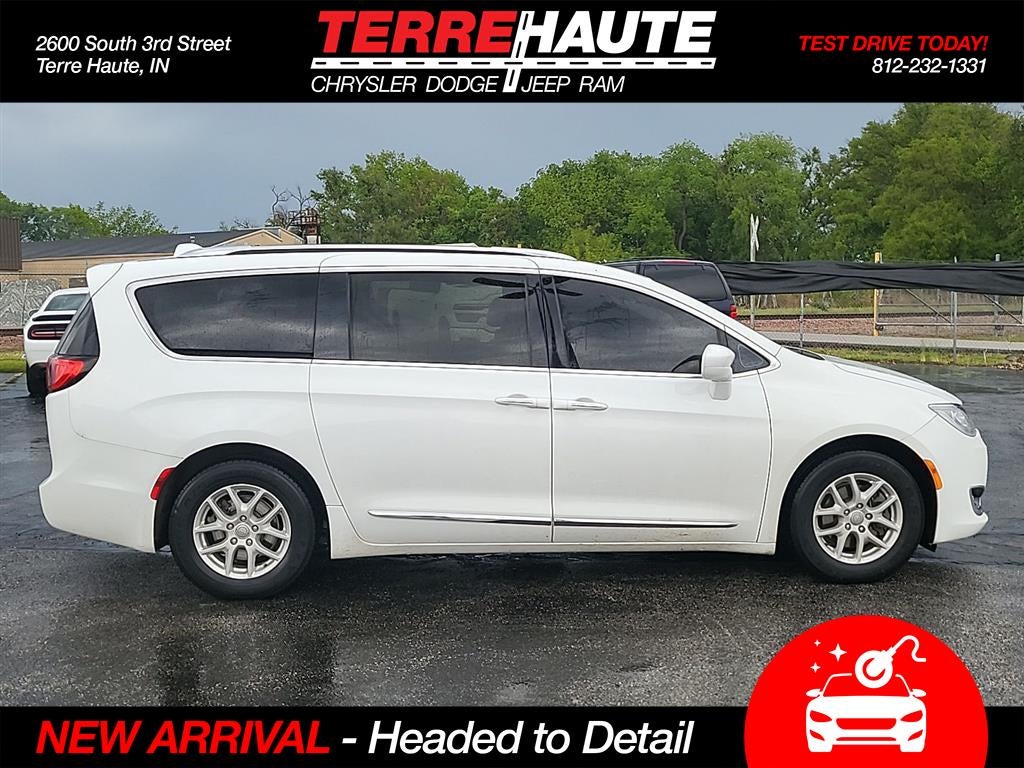 2020 Chrysler Pacifica Touring L
