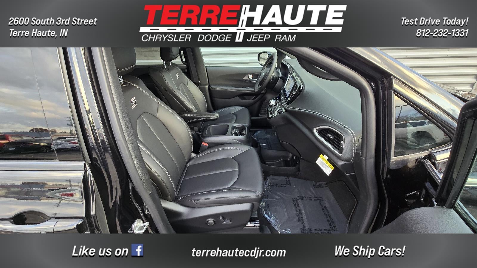 2026 Chrysler Pacifica Select