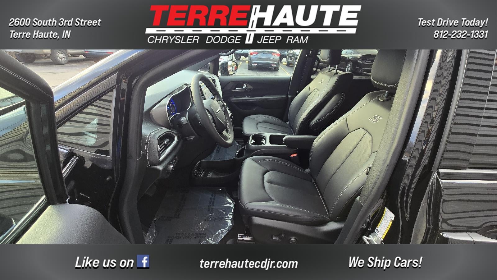 2026 Chrysler Pacifica Select