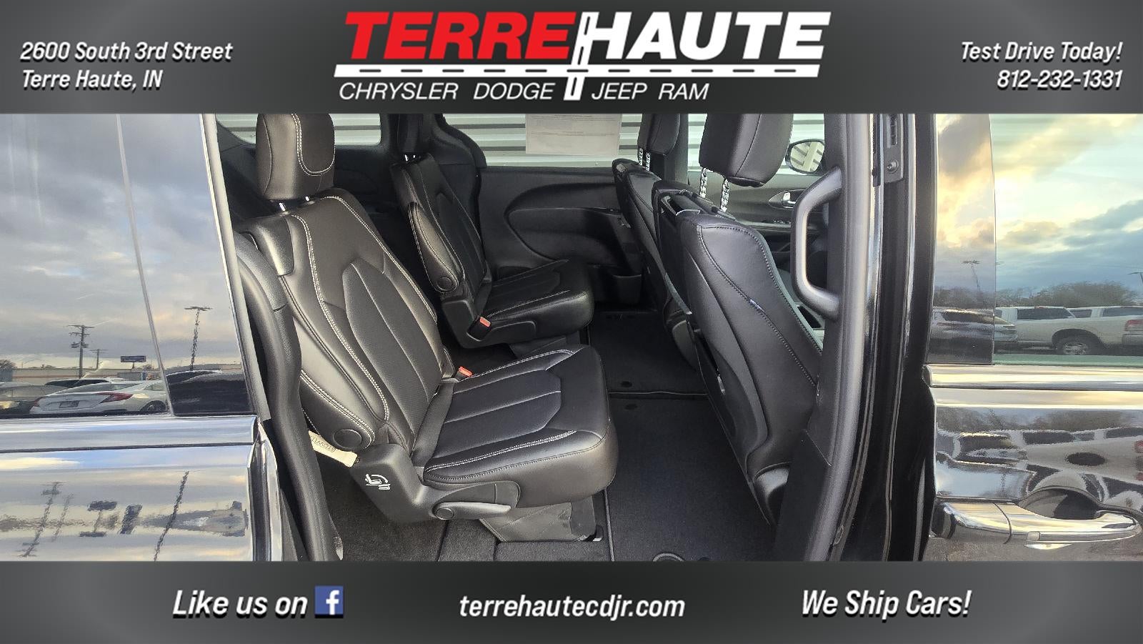 2026 Chrysler Pacifica Select