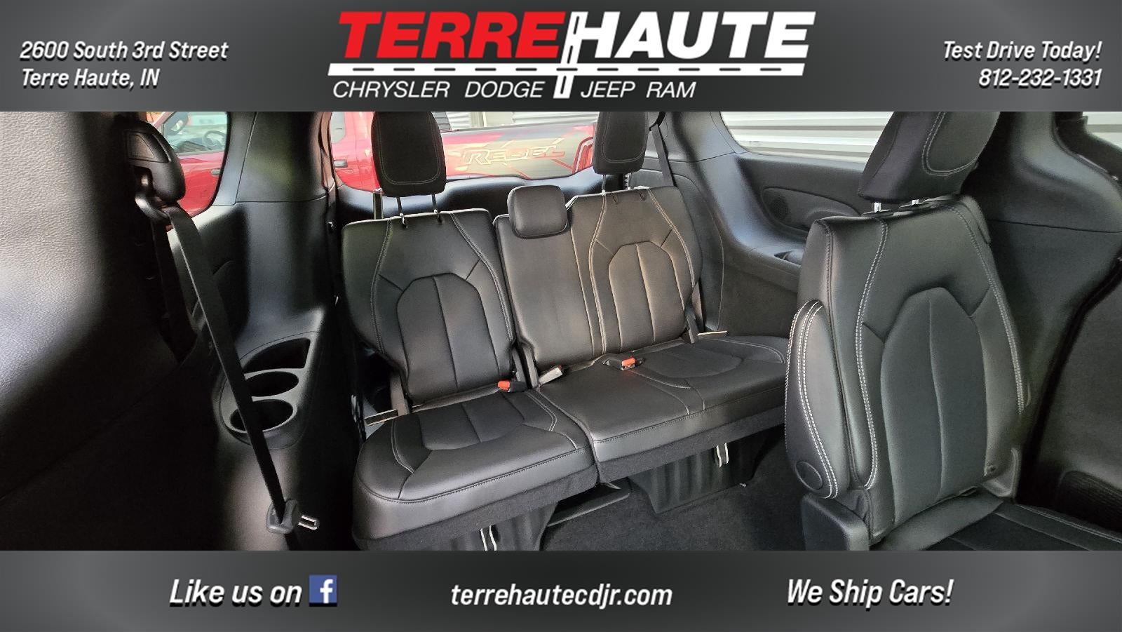 2026 Chrysler Pacifica Select