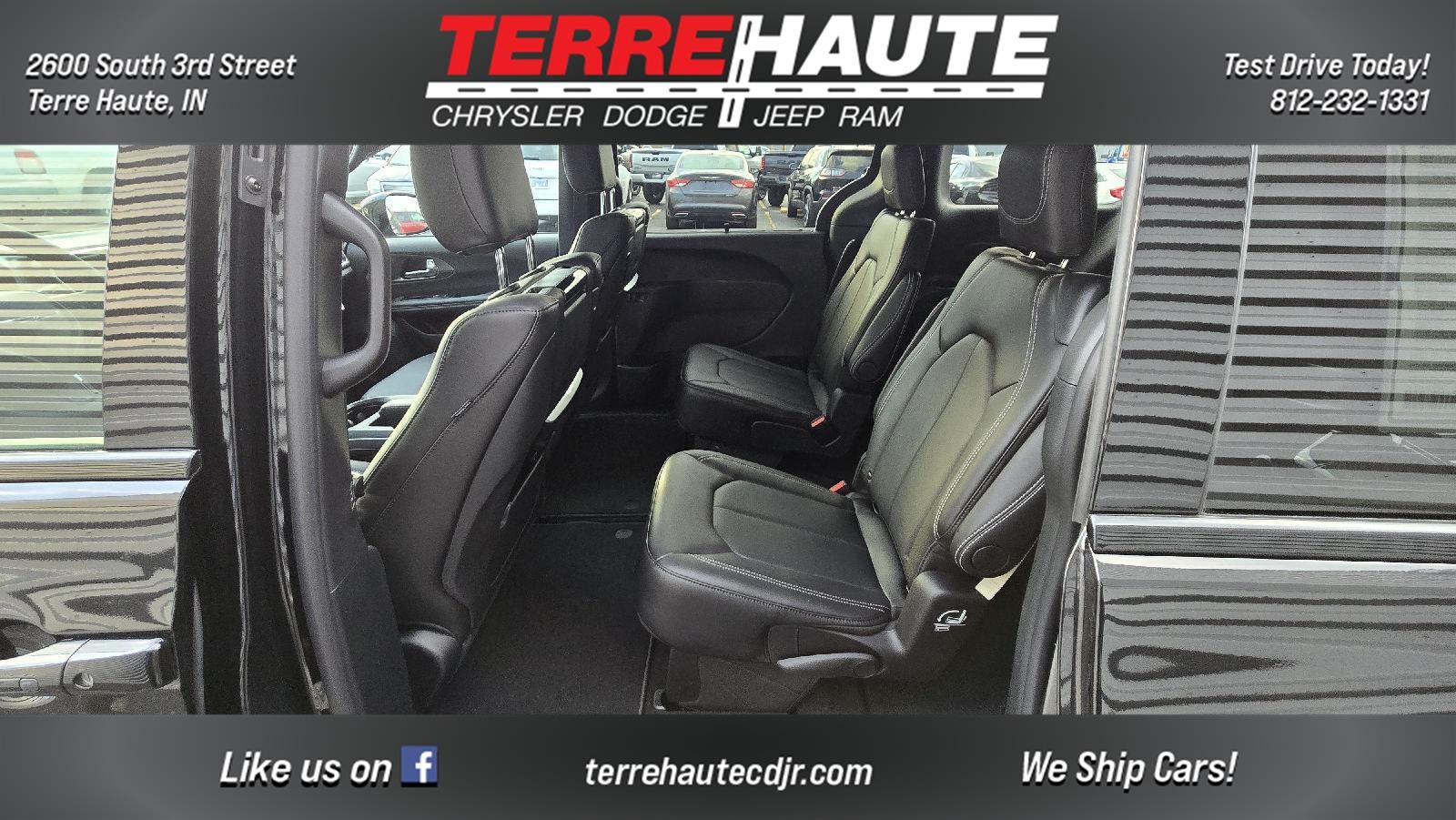 2026 Chrysler Pacifica Select