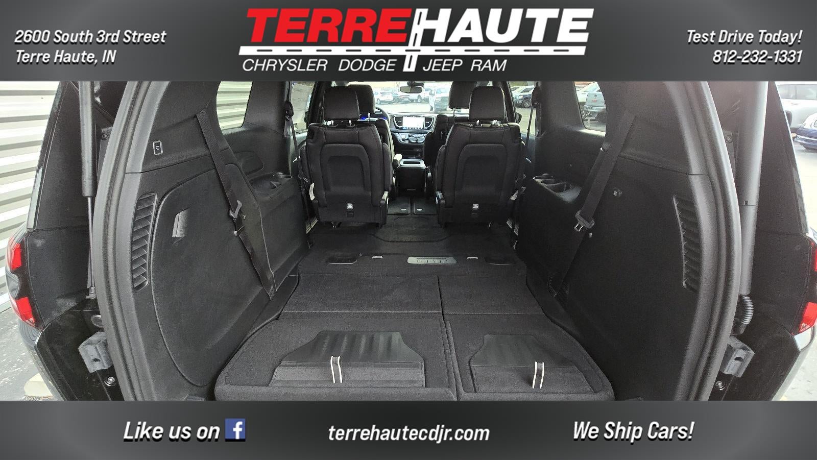 2026 Chrysler Pacifica Select