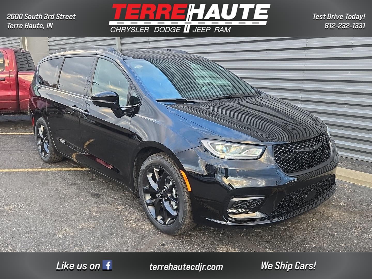 2026 Chrysler Pacifica Select