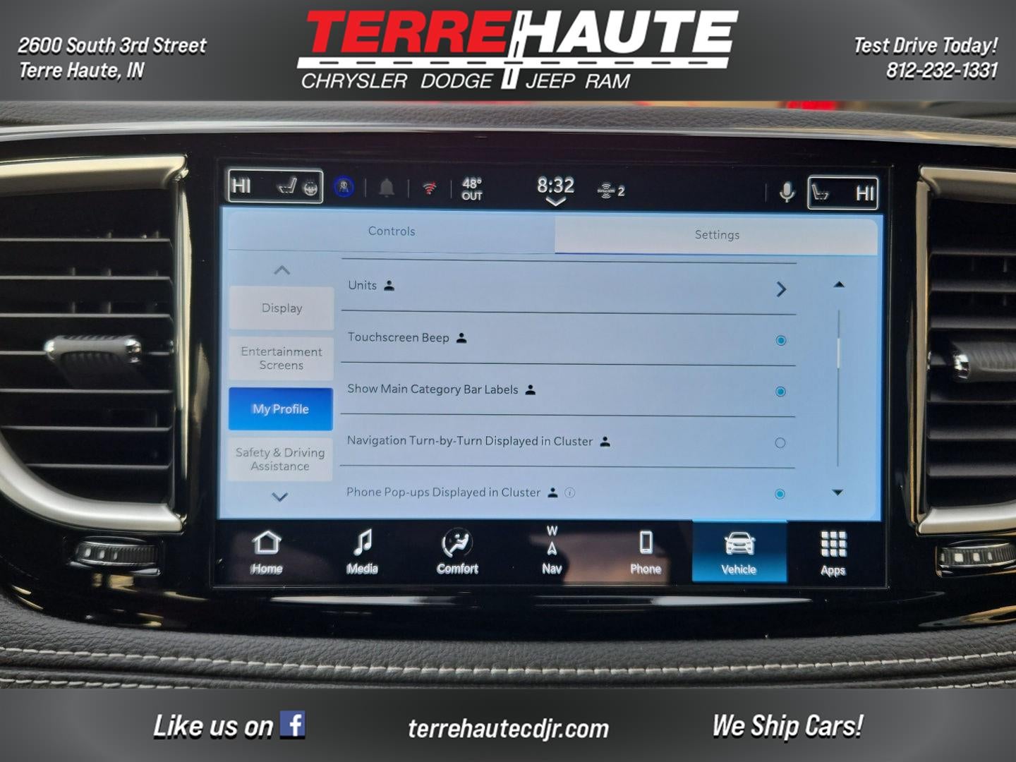 2026 Chrysler Pacifica Select