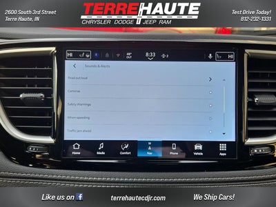 2026 Chrysler Pacifica Select