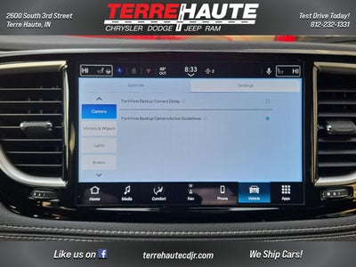 2026 Chrysler Pacifica Select