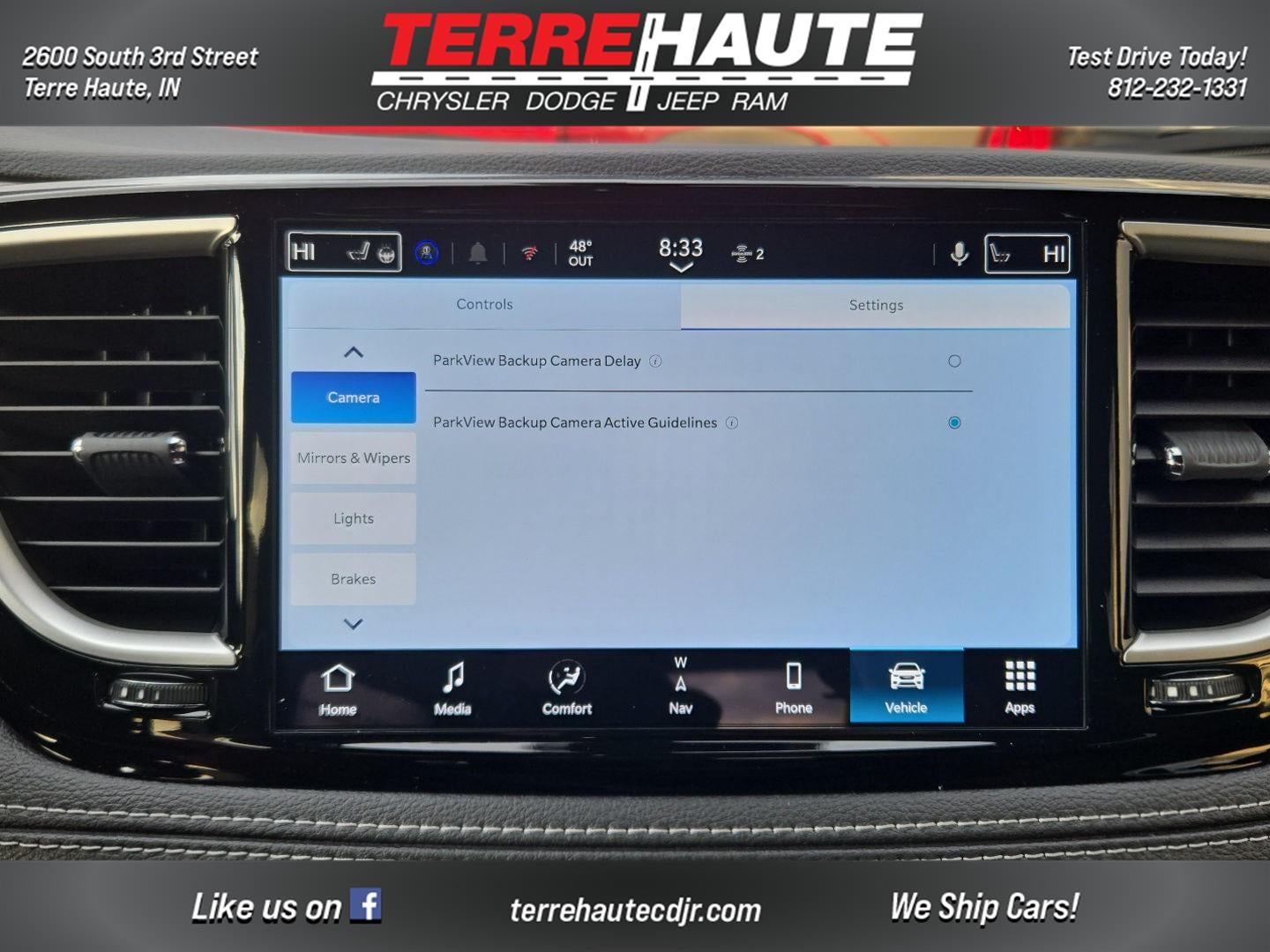 2026 Chrysler Pacifica Select