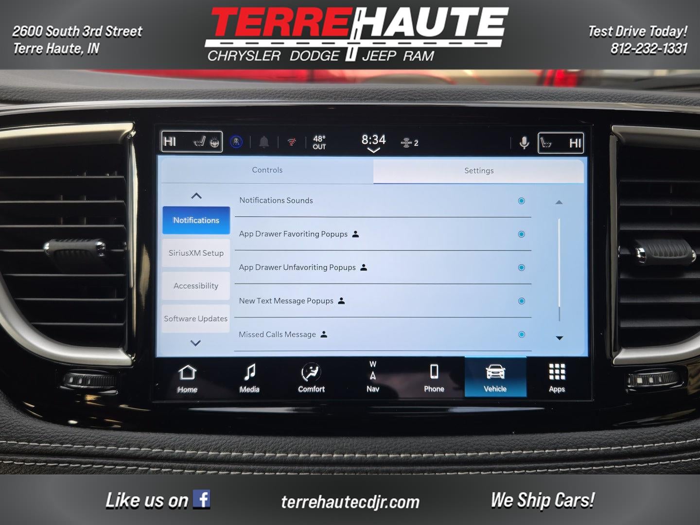 2026 Chrysler Pacifica Select