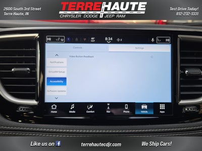 2026 Chrysler Pacifica Select