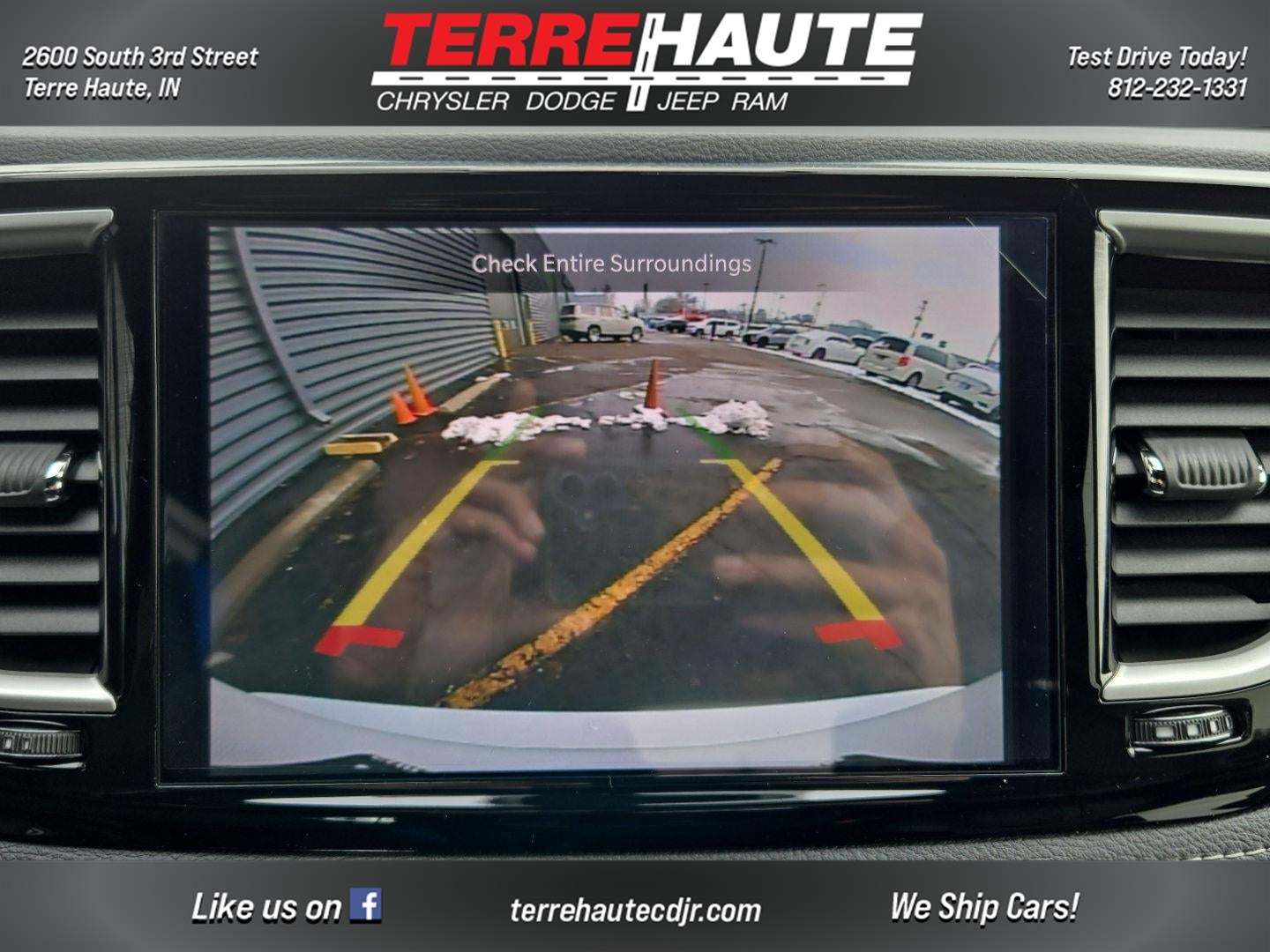 2026 Chrysler Pacifica Select