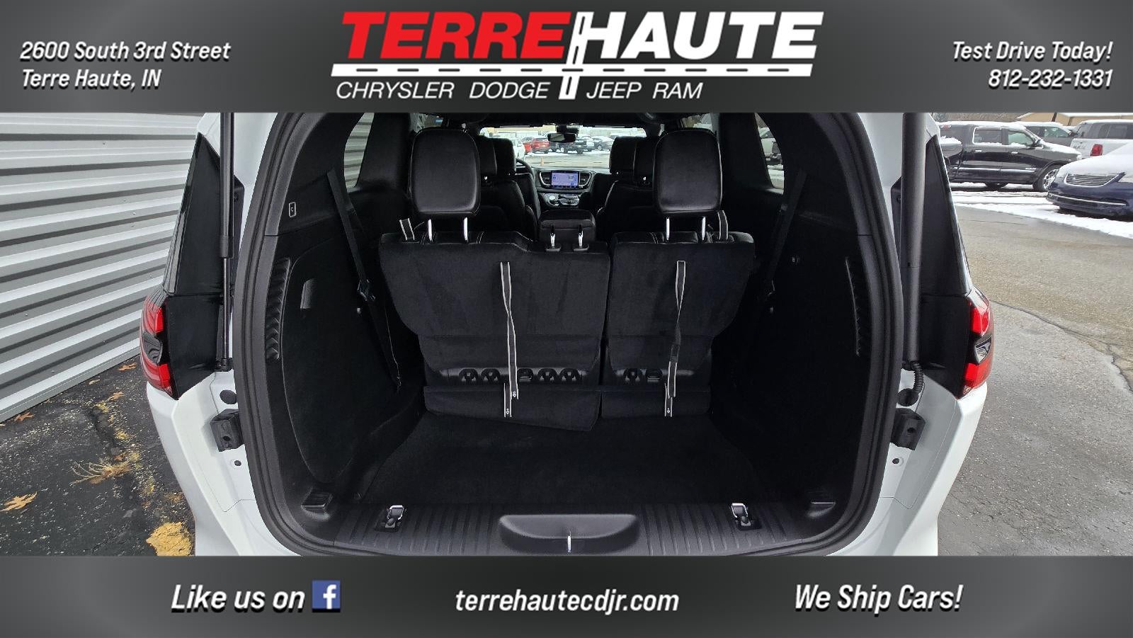 2026 Chrysler Pacifica Select