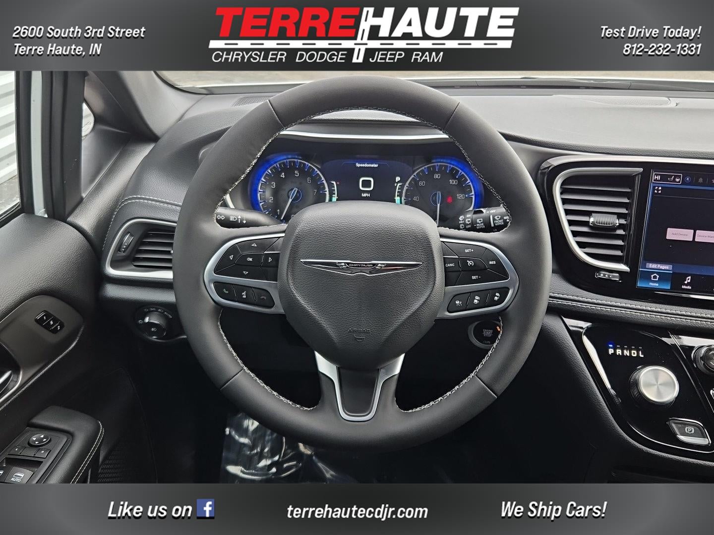 2026 Chrysler Pacifica Select