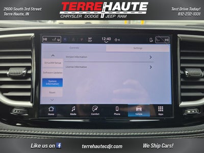 2026 Chrysler Pacifica Select