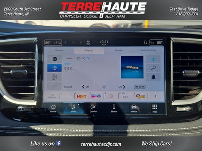 2026 Chrysler Pacifica Select