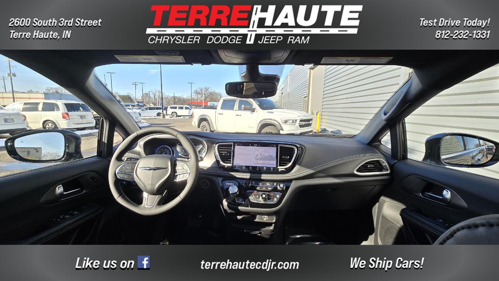 2026 Chrysler Pacifica Select