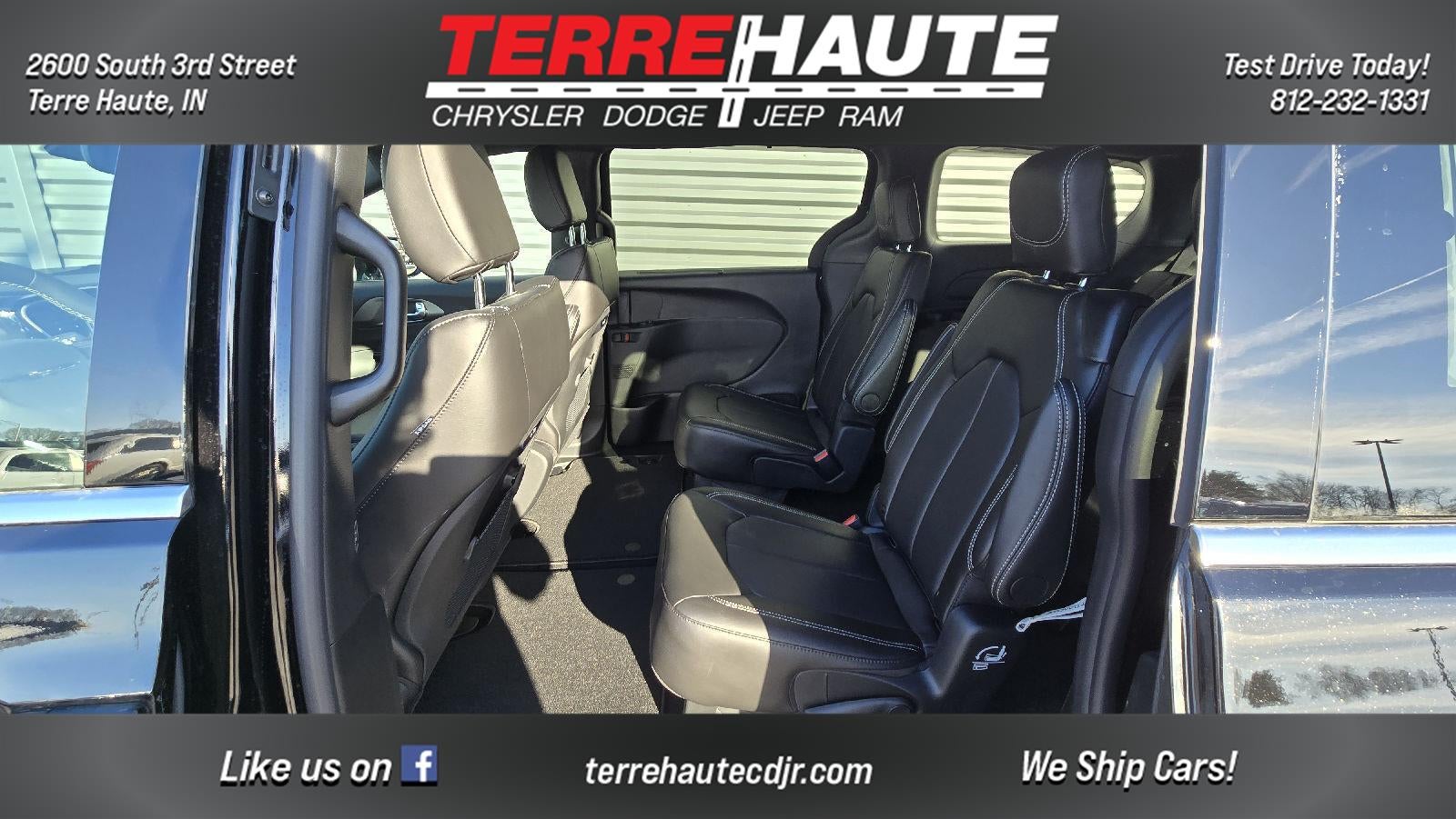 2026 Chrysler Pacifica Select