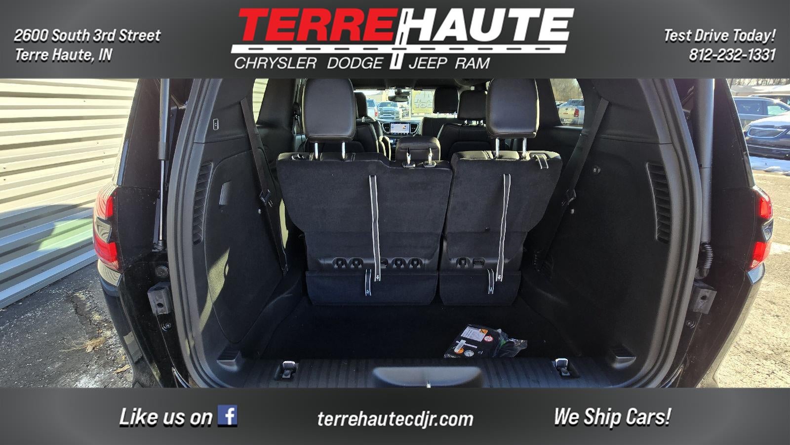 2026 Chrysler Pacifica Select