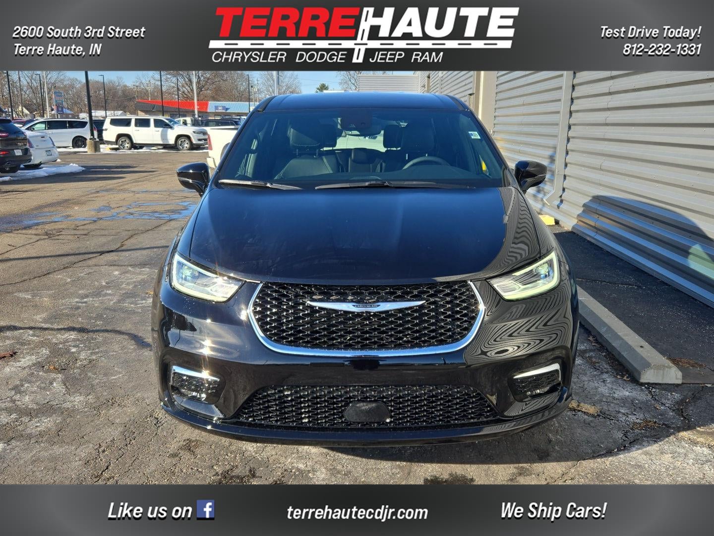 2026 Chrysler Pacifica Select