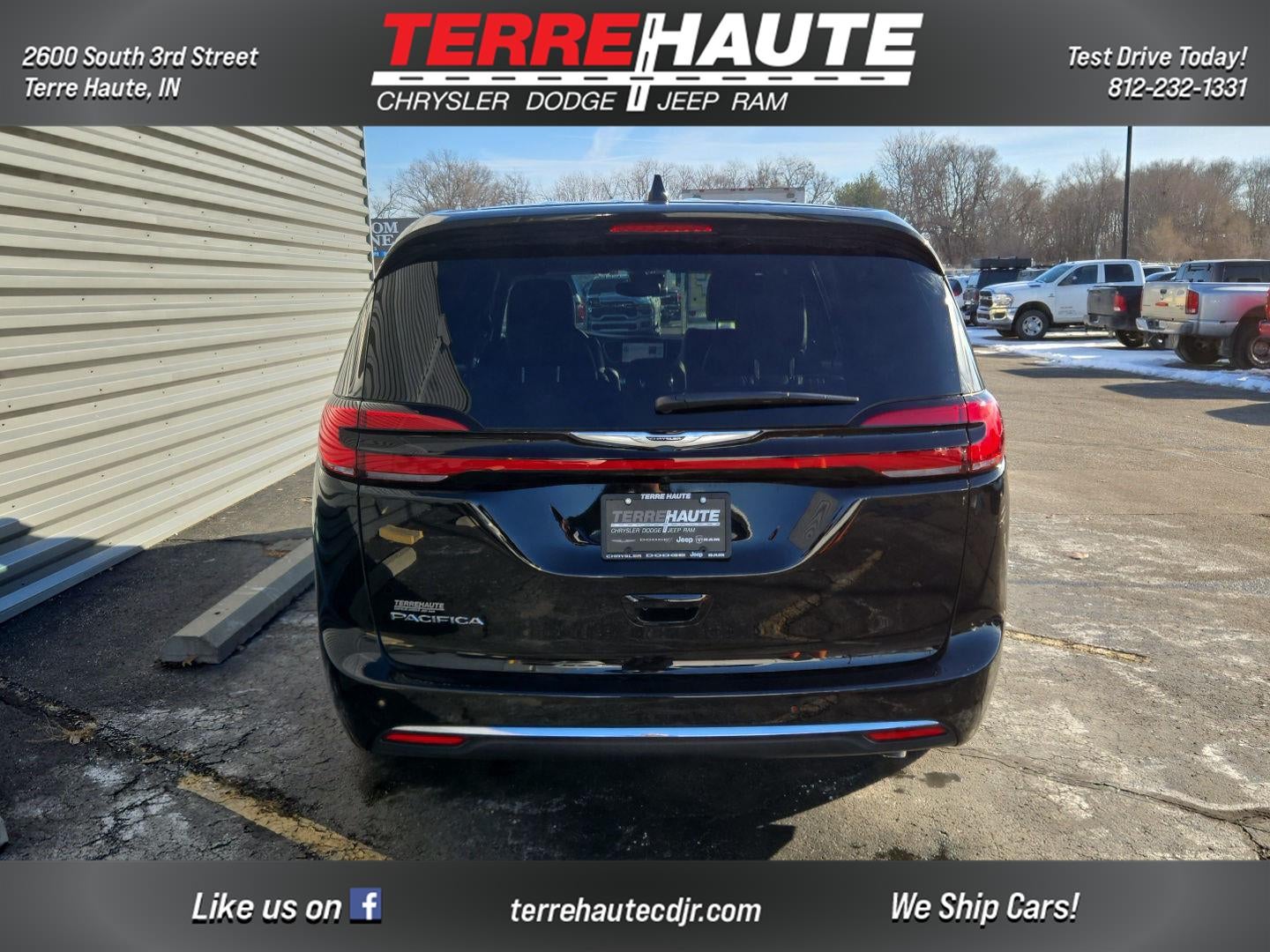 2026 Chrysler Pacifica Select