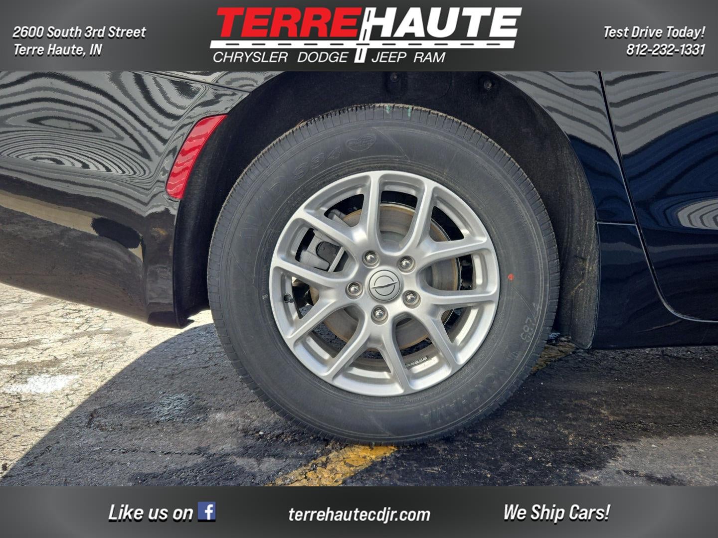 2026 Chrysler Pacifica Select