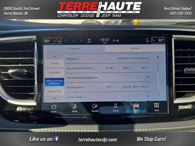 2026 Chrysler Pacifica Select