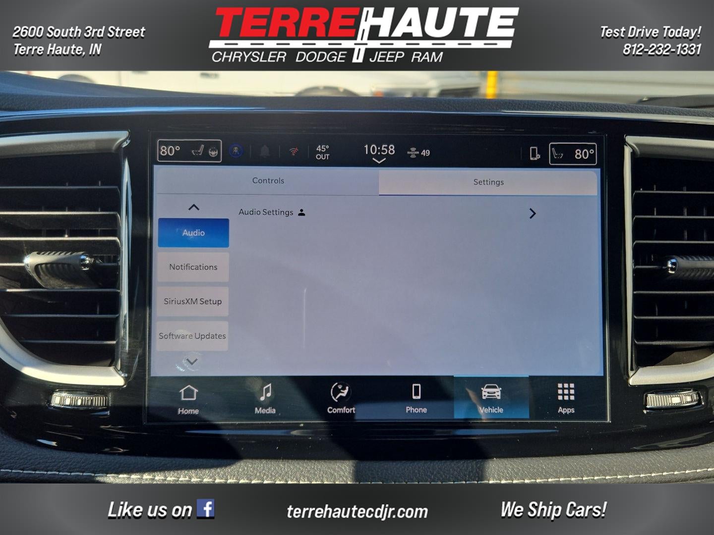 2026 Chrysler Pacifica Select