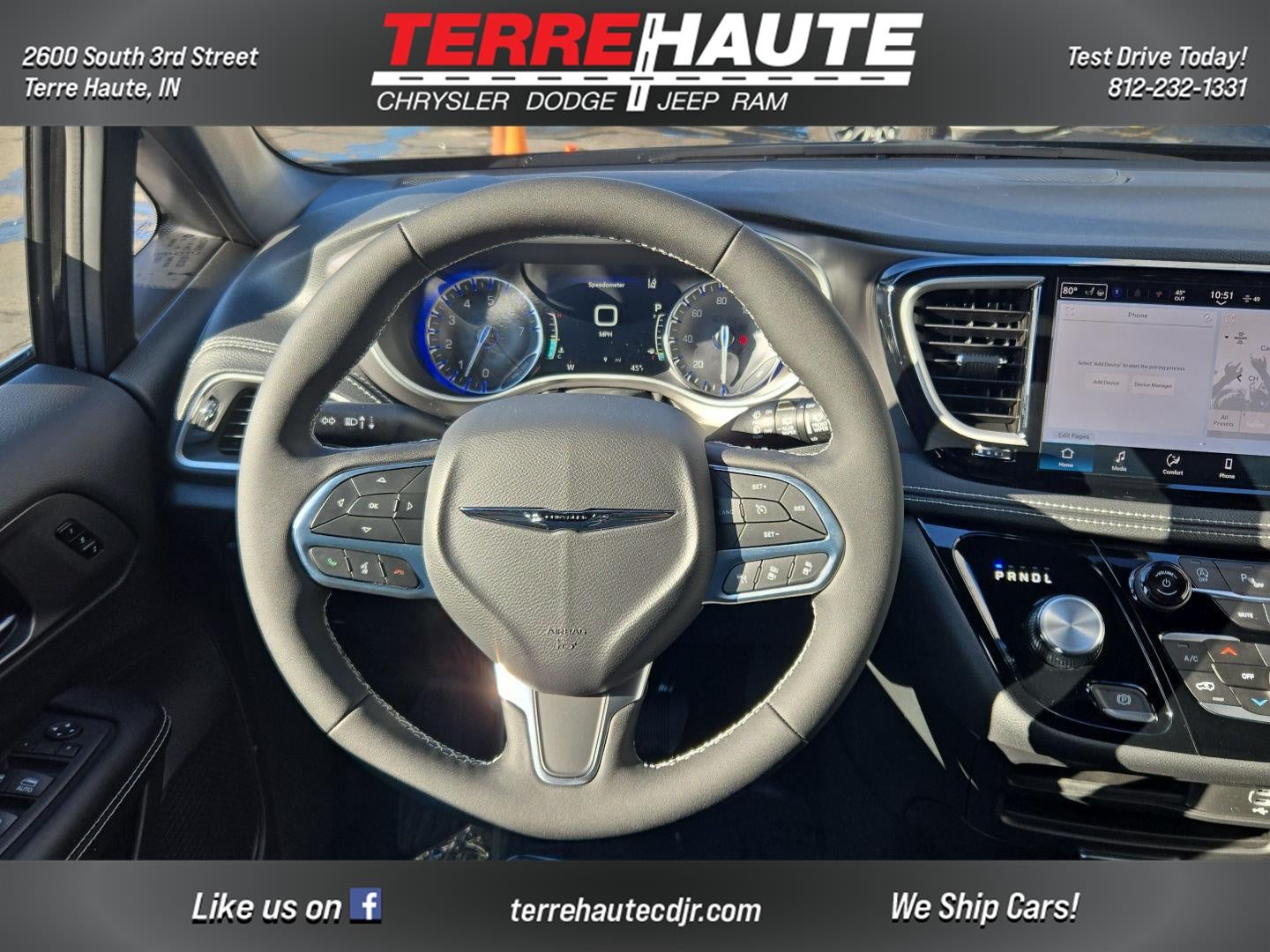 2026 Chrysler Pacifica Select