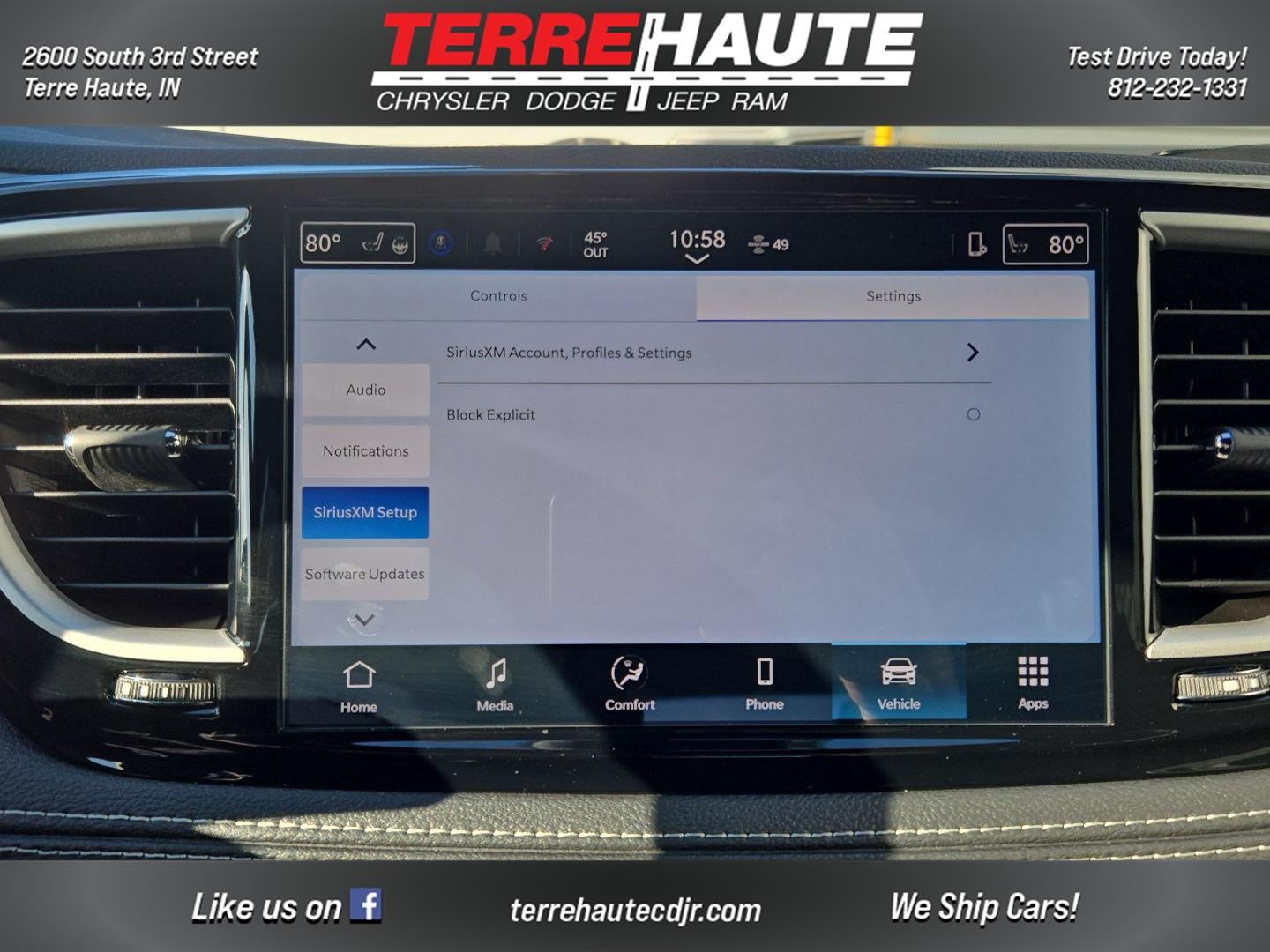 2026 Chrysler Pacifica Select