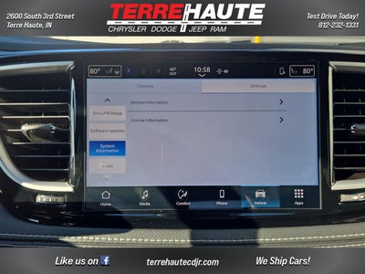 2026 Chrysler Pacifica Select