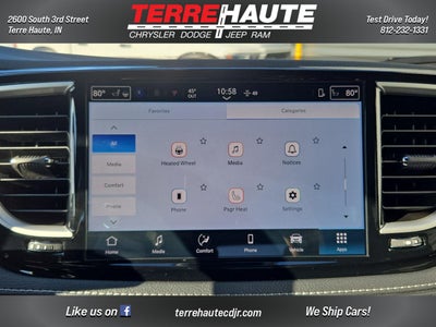 2026 Chrysler Pacifica Select