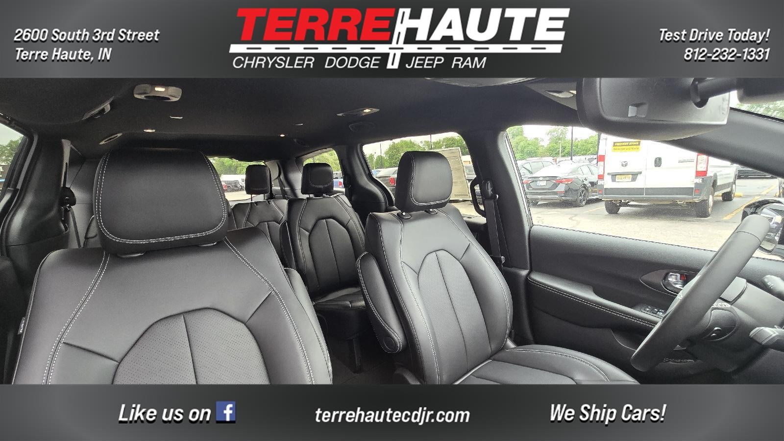 2027 Chrysler Pacifica Select