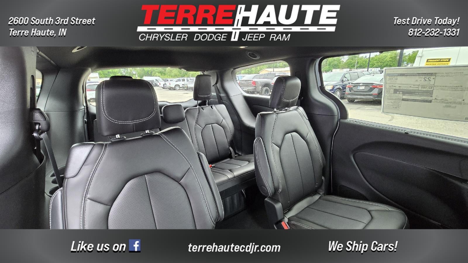 2027 Chrysler Pacifica Select