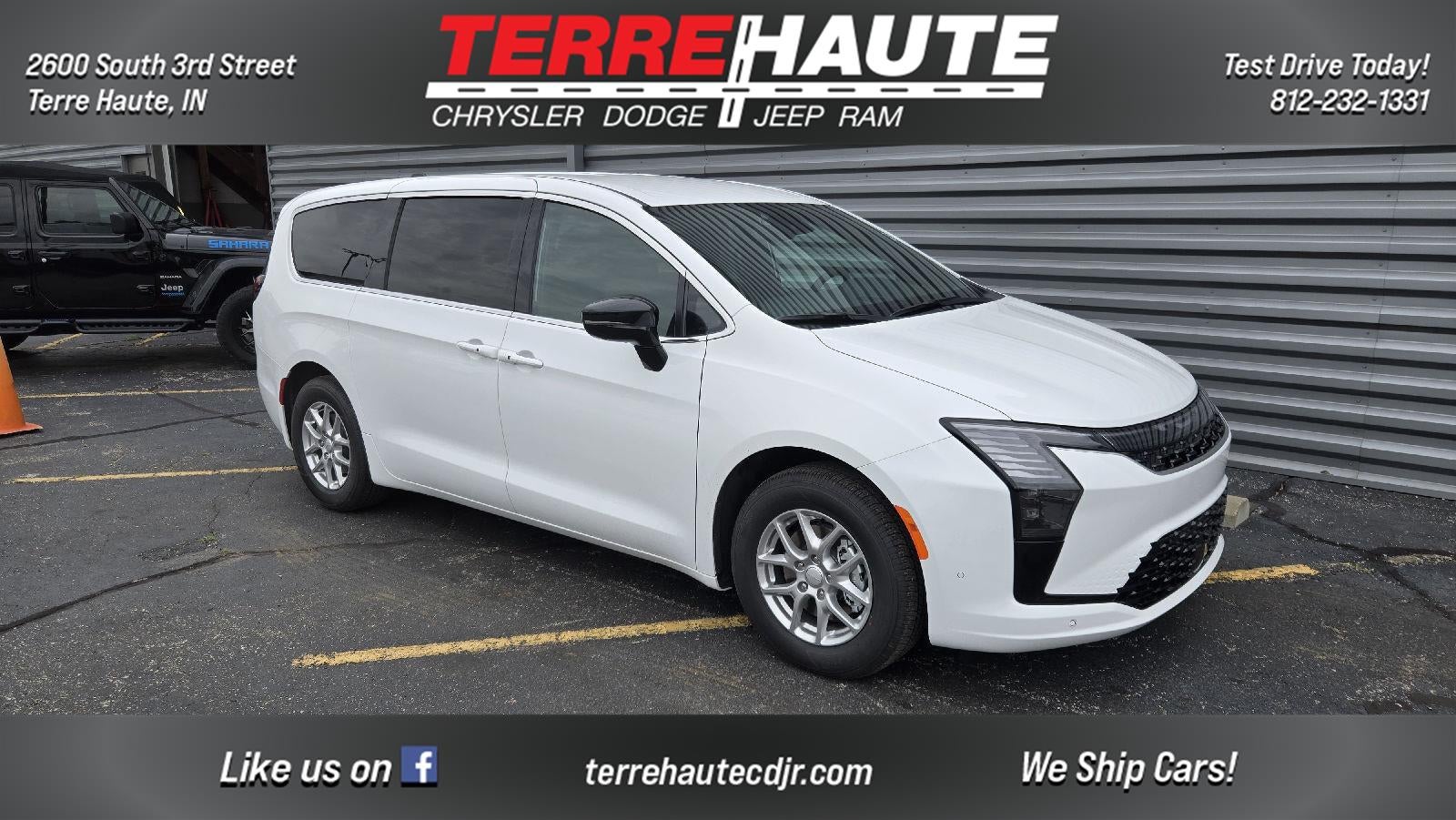 2027 Chrysler Pacifica Select