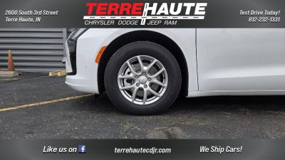 2027 Chrysler Pacifica Select
