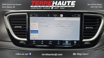 2027 Chrysler Pacifica Select