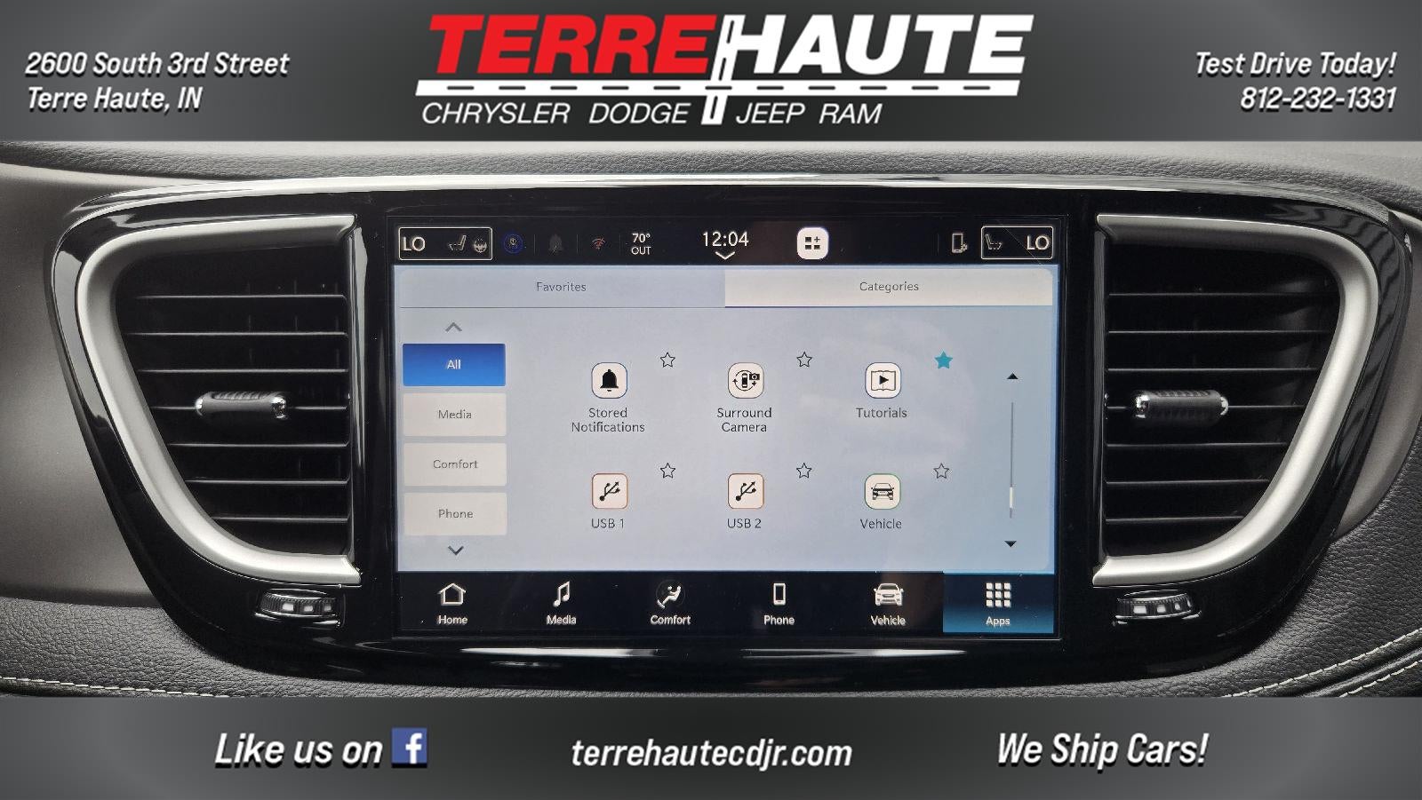 2027 Chrysler Pacifica Select
