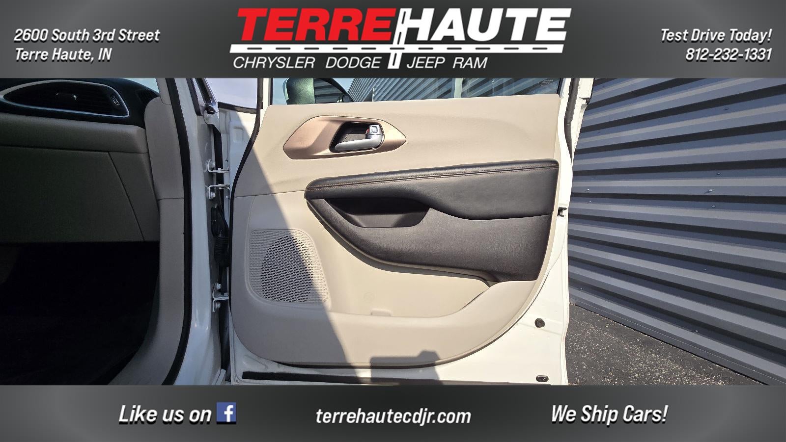 2017 Chrysler Pacifica Touring