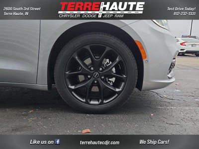 2026 Chrysler Pacifica Limited