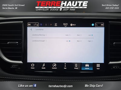 2026 Chrysler Pacifica Limited