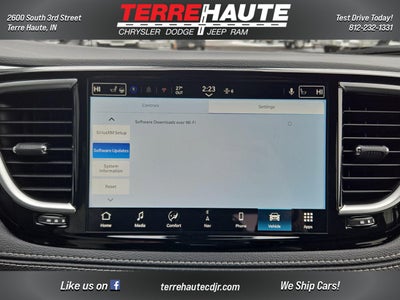 2026 Chrysler Pacifica Limited